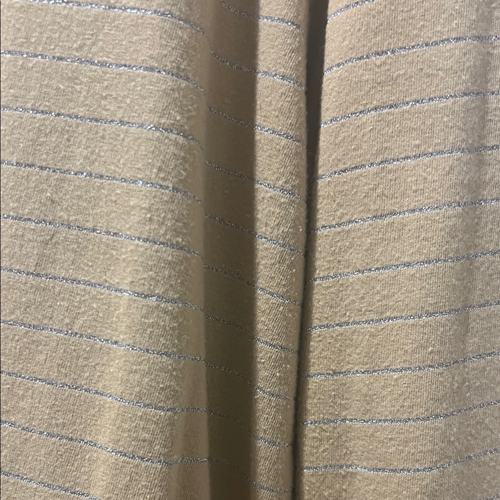 The Limited Gold‎ Long Sleeve Top - Picture 2 of 6